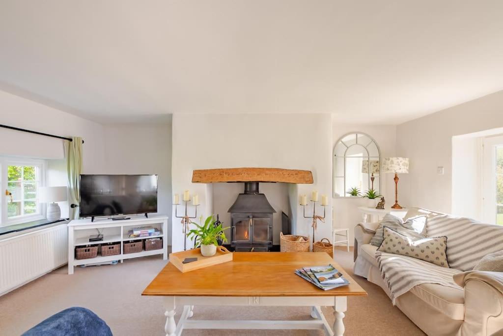 Rhos Y Bel Cottage Angelsey Llangadwaladr  Dış mekan fotoğraf
