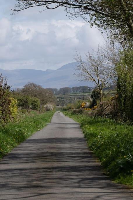 Rhos Y Bel Cottage Angelsey Llangadwaladr  Dış mekan fotoğraf