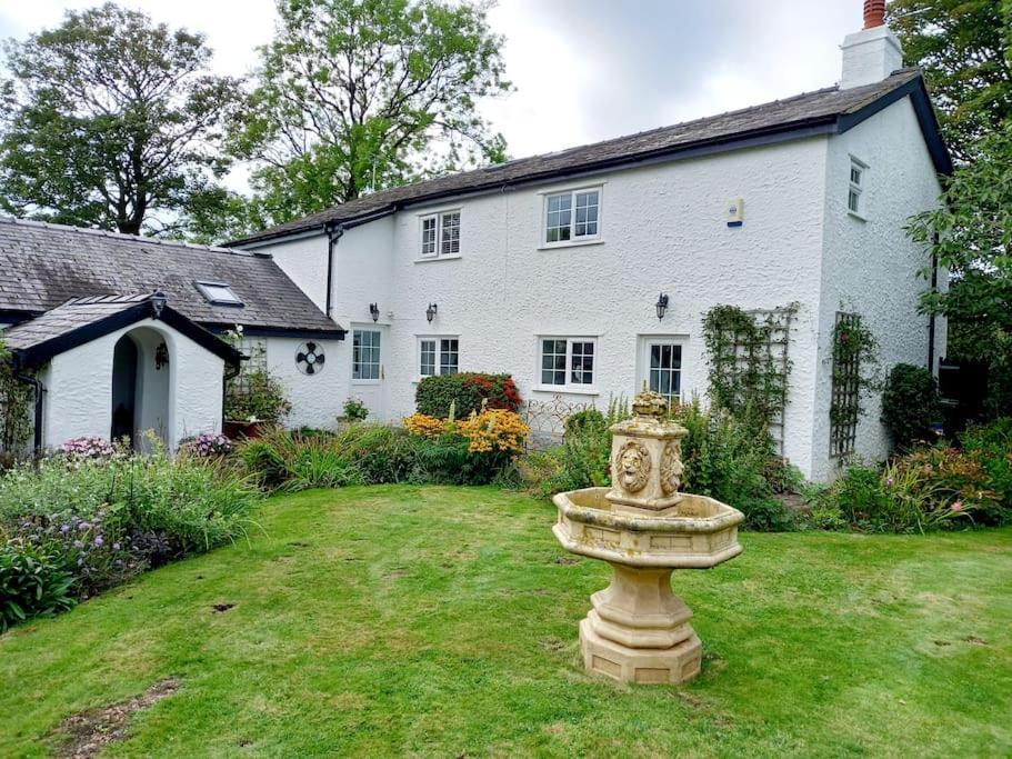 Rhos Y Bel Cottage Angelsey Llangadwaladr  Dış mekan fotoğraf