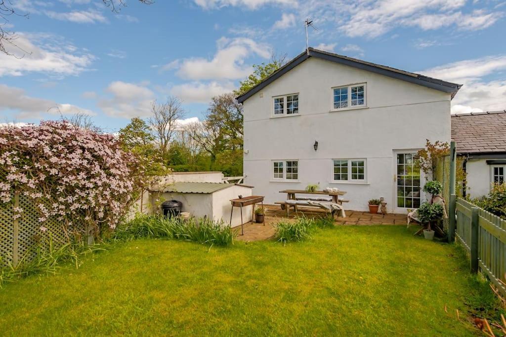 Rhos Y Bel Cottage Angelsey Llangadwaladr  Dış mekan fotoğraf